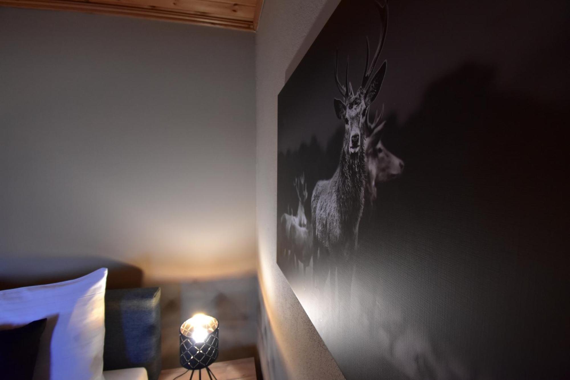 Amoria Secret Escape Woerthersee - Adults Only Wellness & Self Check-In Krumpendorf Bilik gambar