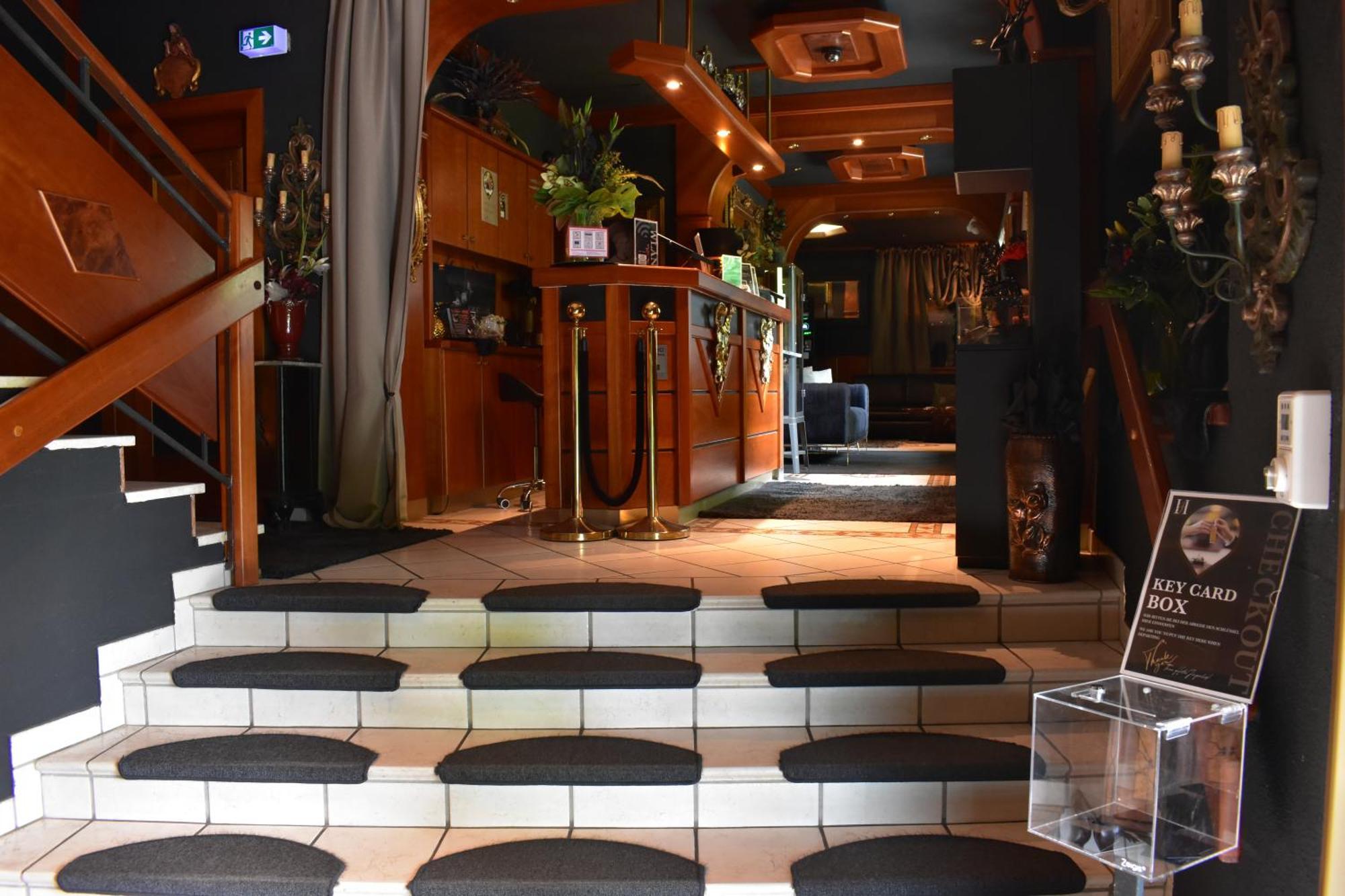 Amoria Secret Escape Woerthersee - Adults Only Wellness & Self Check-In Krumpendorf Luaran gambar